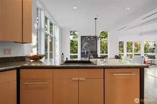 303 E Pike St, Seattle, WA 98122 - Photo 18