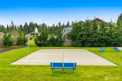 9056 Eleanor Drive SE, Tumwater, WA 98501 - Photo 32