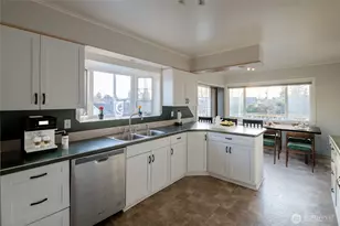 315 Garfield St, Hoquiam, WA 98550 - Photo 10