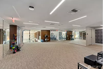 588 Bell Street #315S, Seattle, WA 98121 - Photo 36