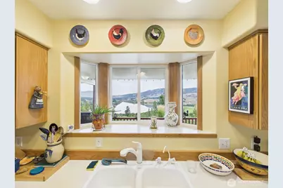 154 W Curlew Lake Road, Republic, WA 99166 - Photo 10