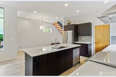 2325 N 122nd Street, Seattle, WA 98133 - Photo 8