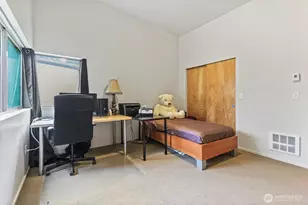 2325 N 122nd St, Seattle, WA 98133 - Photo 24