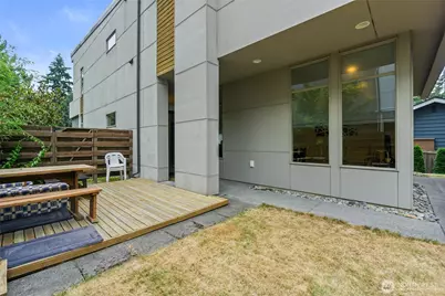 2325 N 122nd Street, Seattle, WA 98133 - Photo 4