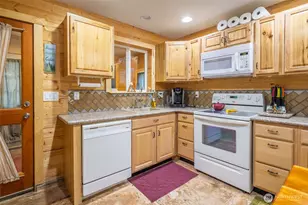 1850 Timber Mountain Loop, Cle Elum, WA 98922 - Photo 8