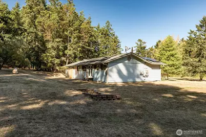 1085 Harrison Street, Oak Harbor, WA 98277 - Photo 30