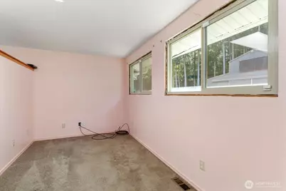 1085 Harrison Street, Oak Harbor, WA 98277 - Photo 10