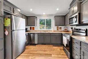 10512 60th St Ct E, Puyallup, WA 98372 - Photo 8