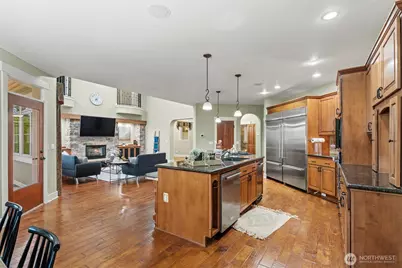 10405 176th Avenue E, Bonney Lake, WA 98391 - Photo 8