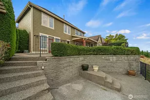 10405 176th Ave E, Bonney Lake, WA 98391 - Photo 36