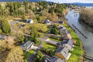 26 Marina Dr, Cathlamet, WA 98612 - Photo 2