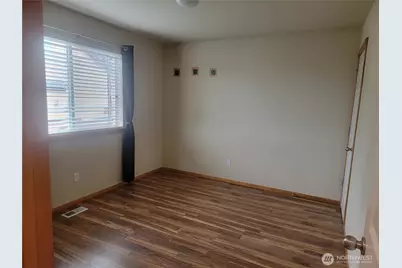 7709 64th Place NE, Marysville, WA 98270 - Photo 18