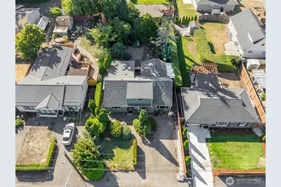 9612 Oak Lane SW, Lakewood, WA 98499 - Photo 2