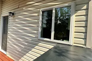 375 Union Ave SE, Renton, WA 98059 - Photo 2