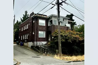 914 N 40th Street, Seattle, WA 98103 - Photo 1