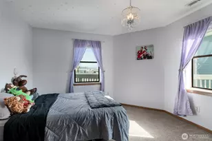 651 SE Bayshore Dr, Oak Harbor, WA 98277 - Photo 8