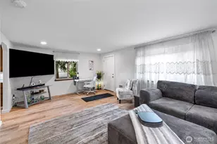 718 160th St S, Spanaway, WA 98387 - Photo 12