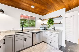 2619 Hilltop Ct SW, Olympia, WA 98512 - Photo 14