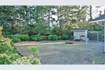 281 Cakesosta Street SE, Ocean Shores, WA 98569 - Photo 14