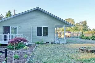 281 Cakesosta St SE, Ocean Shores, WA 98569 - Photo 12