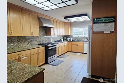 3611 I Street NE #301, Auburn, WA 98002 - Photo 22