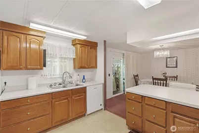 3611 I Street NE #301, Auburn, WA 98002 - Photo 6