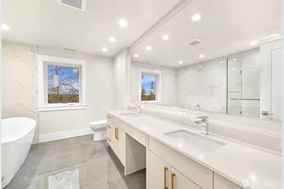 3713 Bristol, Bellingham, WA 98226 - Photo 18