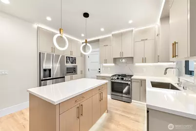 3713 Bristol, Bellingham, WA 98226 - Photo 4