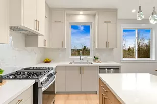 3709 Bristol, Bellingham, WA 98226 - Photo 6