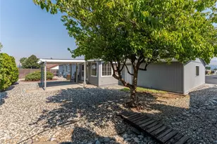 914 Meadow Ridge Dr, Wenatchee, WA 98801 - Photo 4