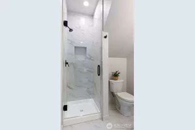 501 Legion Drive #B, Everett, WA 98201 - Photo 14