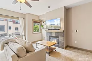 2115 201st Pl SE, Bothell, WA 98012 - Photo 4