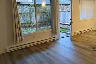 2224 NE 197th Pl, Shoreline, WA 98155 - Photo 10