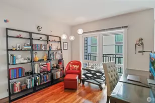 699 John St, Seattle, WA 98109 - Photo 12