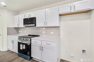 1379 Salzer Crk Dr, Centralia, WA 98531 - Photo 14