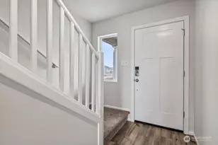 1379 Salzer Crk Dr, Centralia, WA 98531 - Photo 4