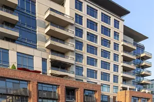 10000 Main St, Bellevue, WA 98004 - Photo 2