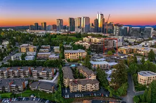 10000 Main St, Bellevue, WA 98004 - Photo 32