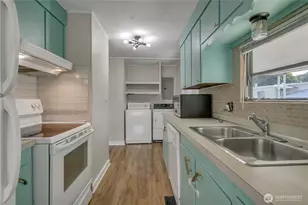 18316 34th Ave S, SeaTac, WA 98188 - Photo 2