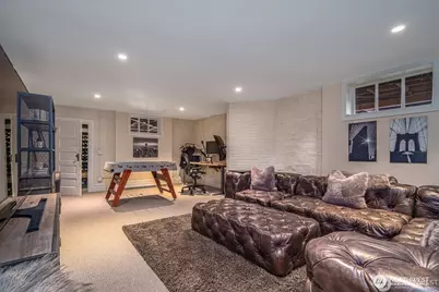 4200 Washington Avenue W, Seattle, WA 98199 - Photo 16