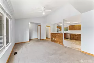 2921 Forest Rim Ct S, Puyallup, WA 98374 - Photo 8