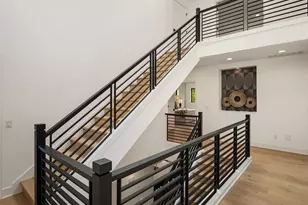 10411 NE 28th Pl, Bellevue, WA 98004 - Photo 16