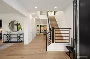 10411 NE 28th Pl, Bellevue, WA 98004 - Photo 4