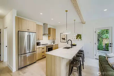 8814 41st Avenue SW, Seattle, WA 98136 - Photo 10