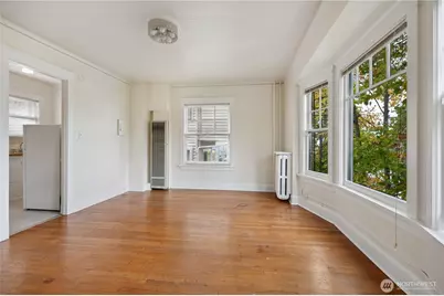 605 E Denny Way, Seattle, WA 98122 - Photo 18