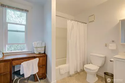 201 E 3rd, Aberdeen, WA 98520 - Photo 24