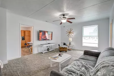 201 E 3rd, Aberdeen, WA 98520 - Photo 20