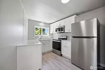 2021 Mahan Avenue #D8, Richland, WA 99354 - Photo 8