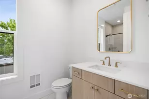 13725 SE 85th St, Newcastle, WA 98059 - Photo 28