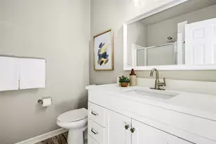 2410 Sahalee Dr W, Sammamish, WA 98074 - Photo 34